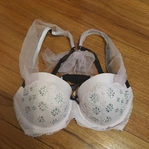 NWT VS Bridal Dream Angels lined Demi 34D